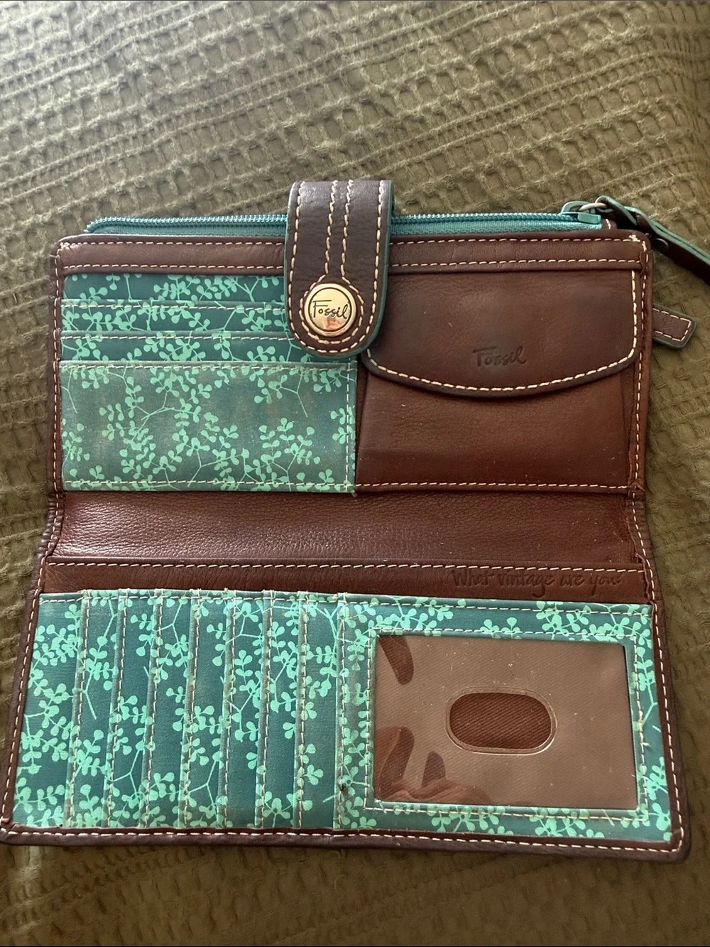 Fossil Floral Patchwork Leather Zip Around Wallet (Vintage)